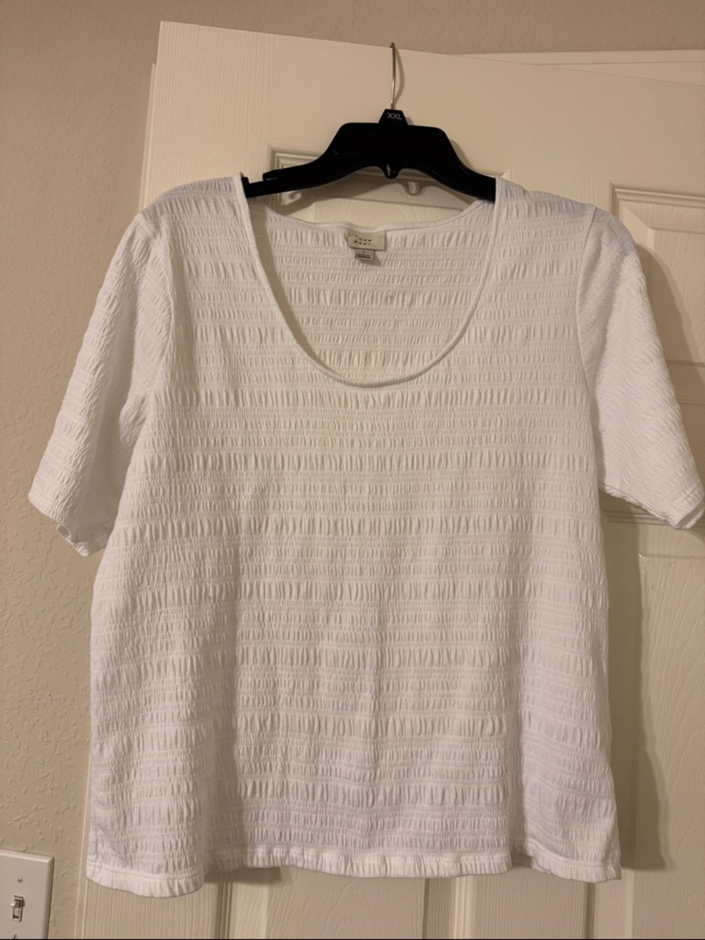 a new day White Scoop Neck Short Sleeve Textured Top Large